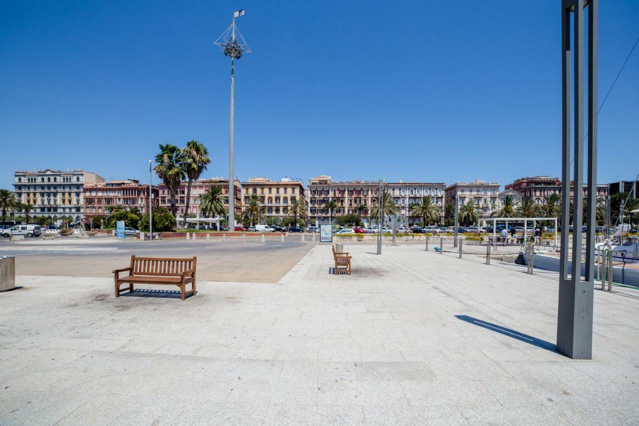 Hotel Aer Bj Vittoria Cagliari Eksteriør bilde